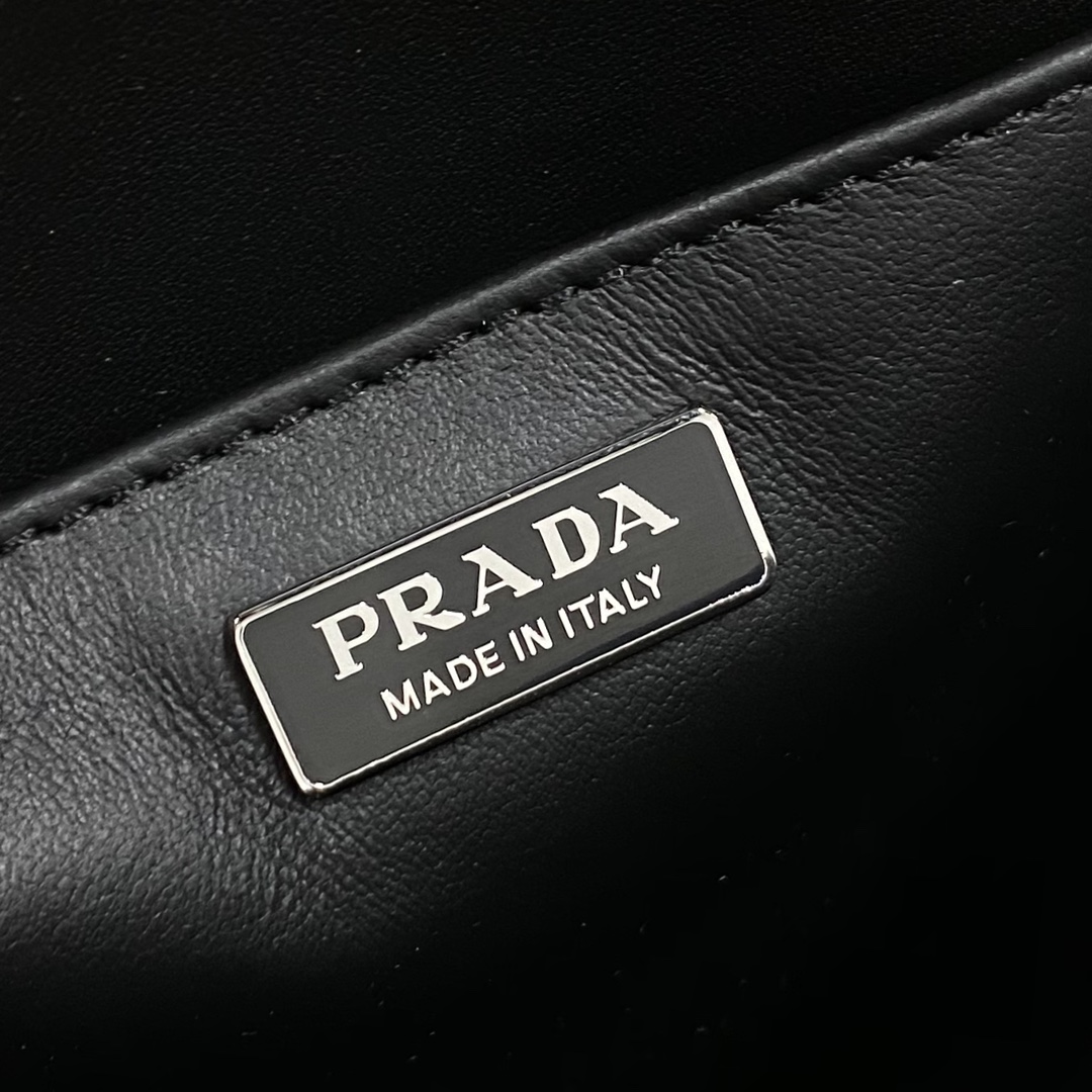 【P980】普拉达包包价格 Prada mini tote进口光面牛皮迷你手提包 黑色