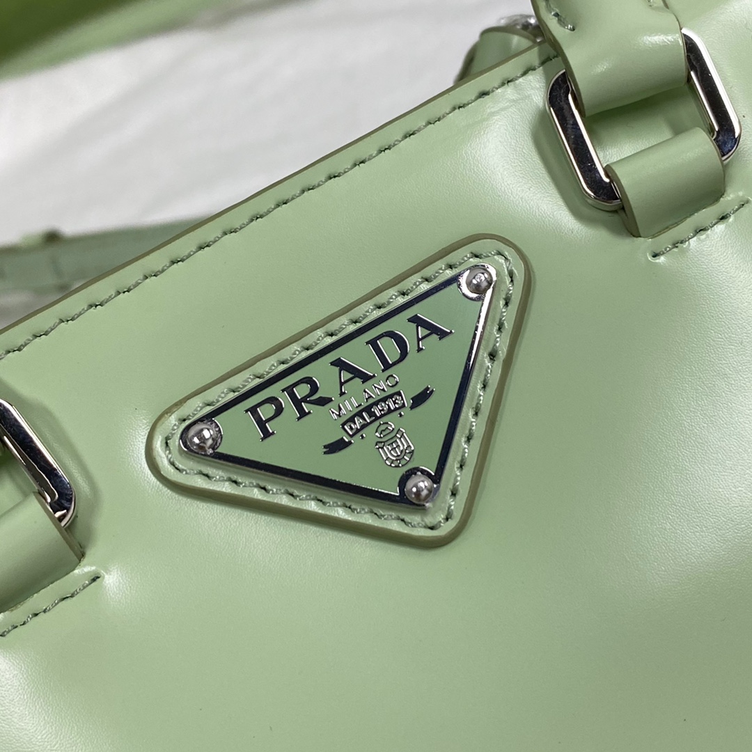 【P980】Prada包包官网 普拉达光面牛皮mini tote迷你手提包 绿色