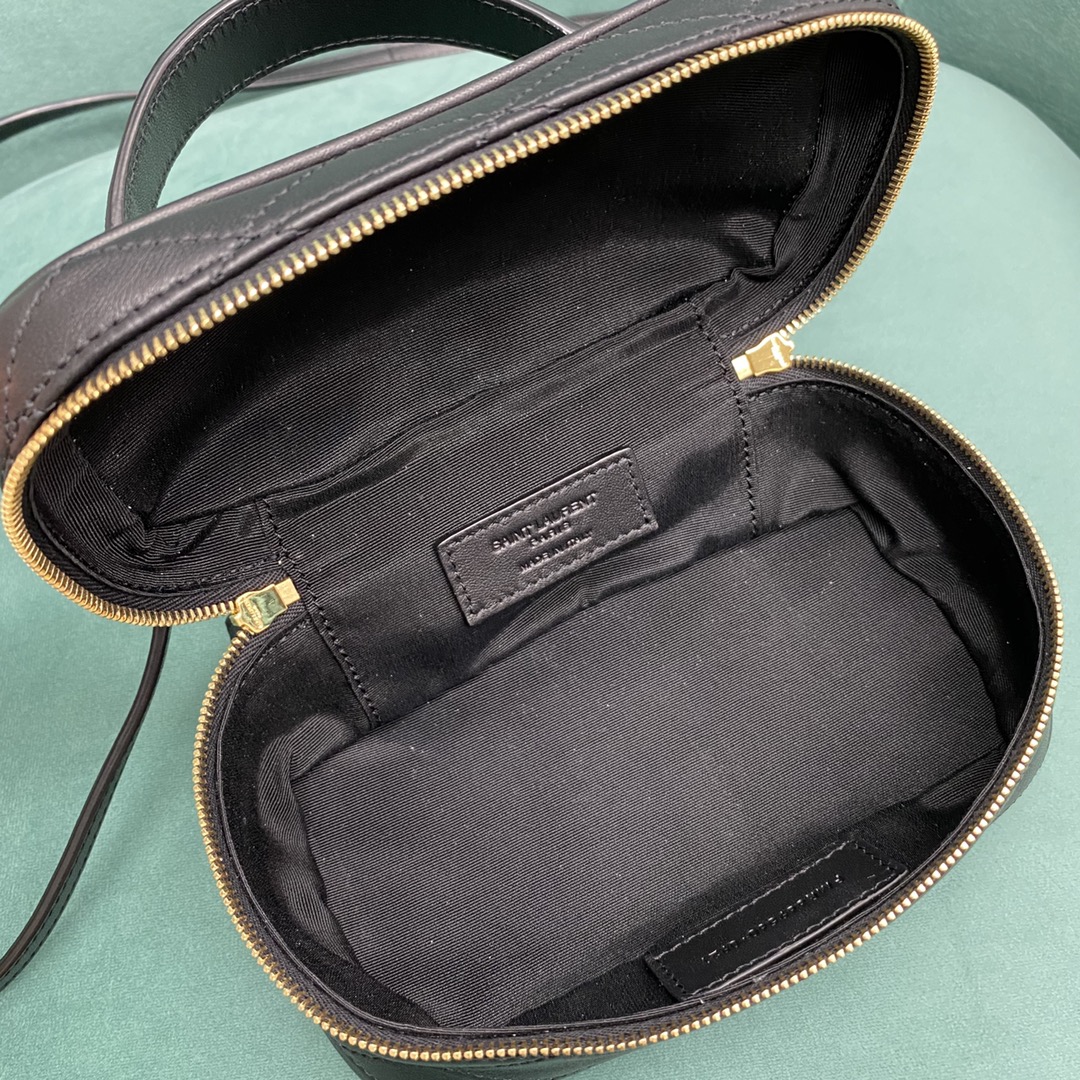 【P870】圣罗兰女包批发 YSL 669560黑色复古手提方形小桶包化妆包
